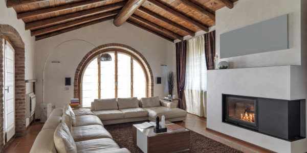 Compraventa de Inmuebles en Alicante · Casas de Montaña