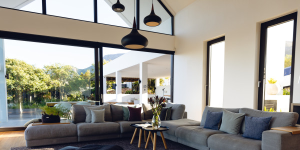 Inversores, Intermediarios, Agentes y Brokers Inmobiliarios en Teulada · Chalets
