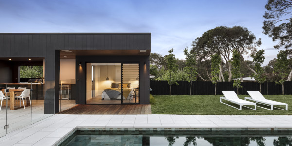 Inversores, Intermediarios, Agentes y Brokers Inmobiliarios en Teulada · Casas Diseño Minivalista